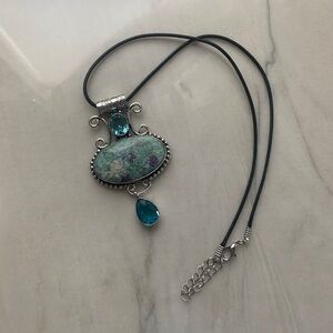 1883 Artistic Silver and Blue Gemstone Necklace